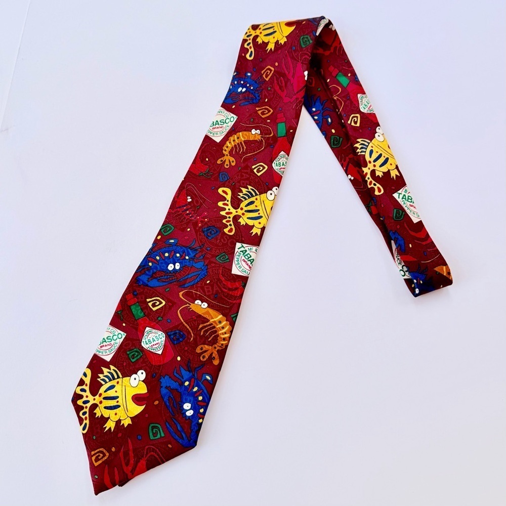 Men’s Tabasco Silk Necktie Shrimp, Fish, And Crab Design